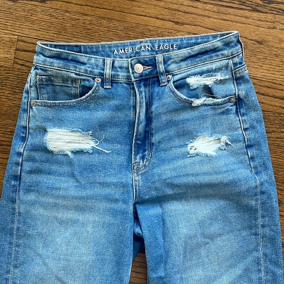 American Eagle Outfitters Mom Straight Jeans - Picture 4 of 9
